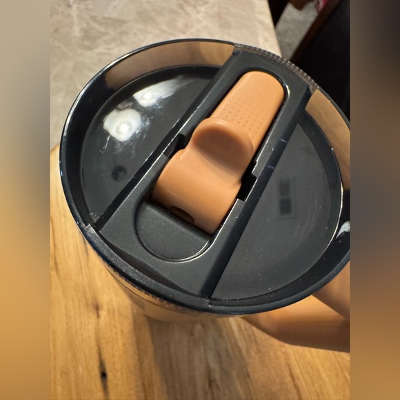 THE QUENCHER PROTOUR FLIP STRAW TUMBLER 30 OZ - Picture 6 of 8